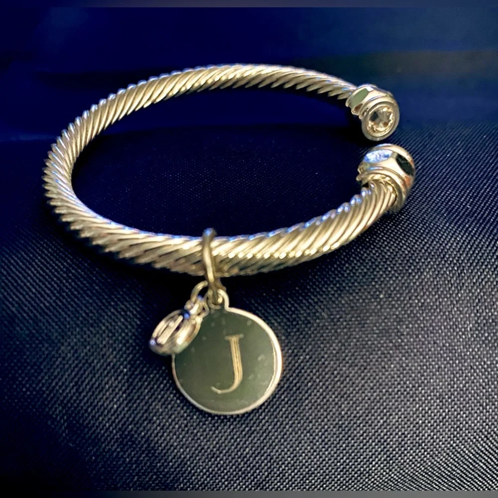 MARLEYLILLY Monogrammed “J” Silver Cable Bracelet - Picture 6 of 9